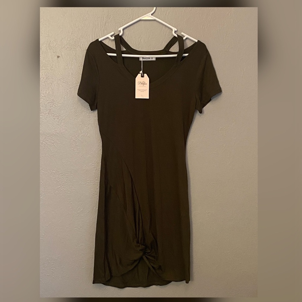 Berryou Summer Twist Knot V-neck T-shirt Dress
